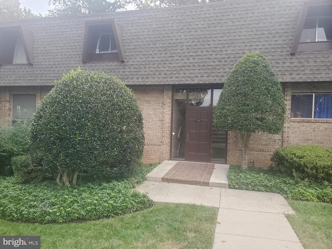 Building Photo - 11627 Vantage Hill Rd