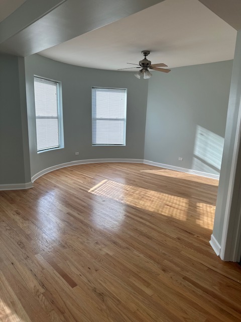 Living Room - 4610 S Calumet Ave