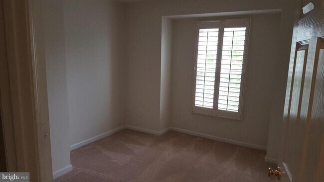Building Photo - 8108 Madrillon Springs Ln