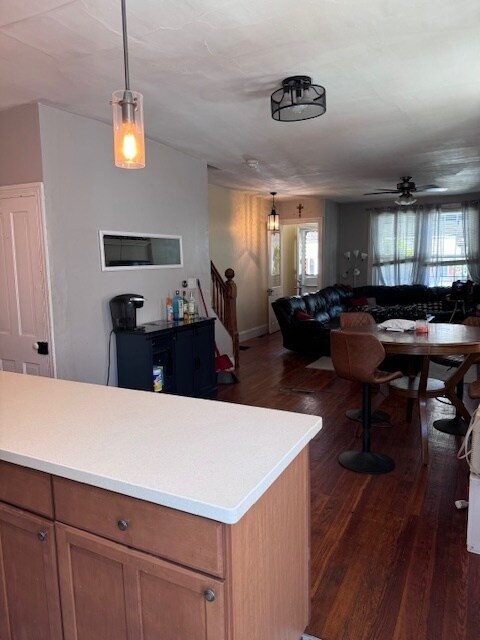 Kitchen overlooking Dining - 124 Lacey St