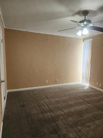 Building Photo - 558 E Avenue J