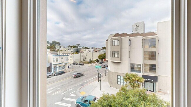 Building Photo - Spacious 2BD/2BA Glen Park Flat | Garage P...