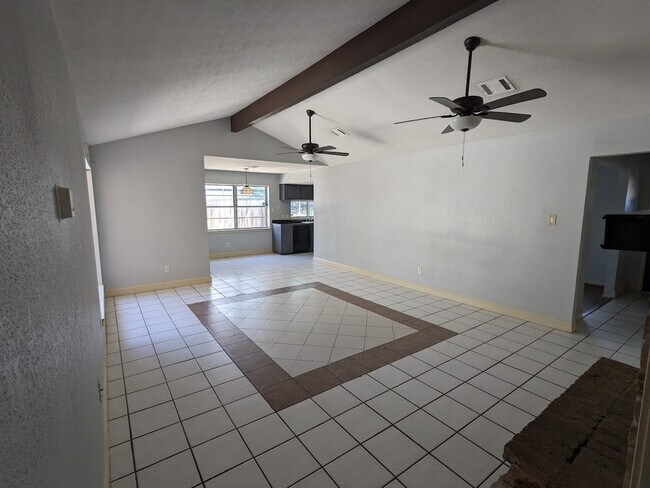 Building Photo - 7003 Livery Ln