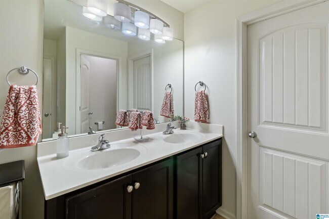 Building Photo - 22873 Downing Park Cir
