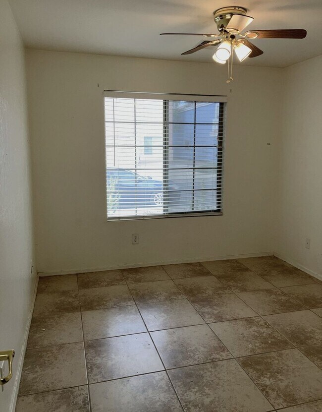 Building Photo - Oasis at Magic Ranch Spacious 2200 Sq Ft Home