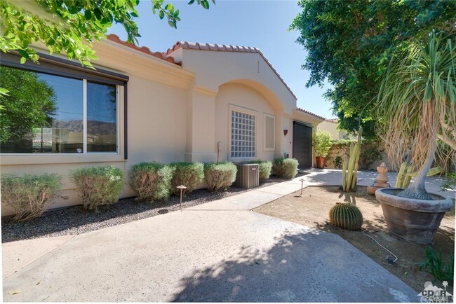 Building Photo - 78807 Breckenridge Dr