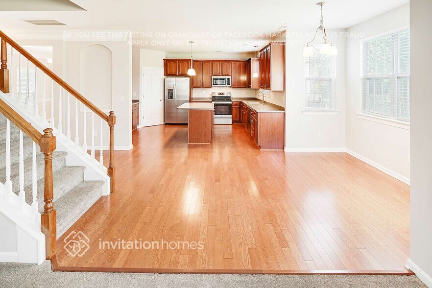 Building Photo - 9677 Ravenscroft Ln NW