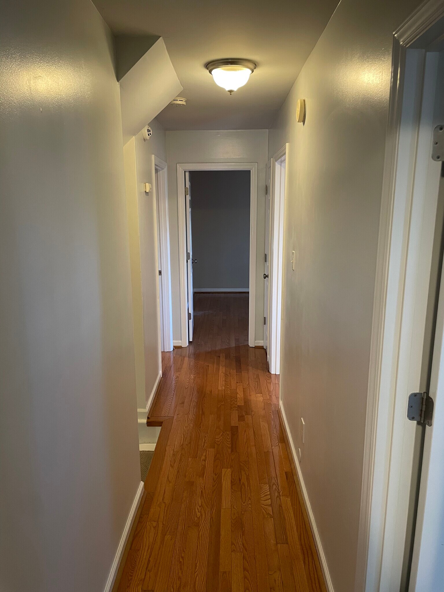 Building Photo - 705 Cash St