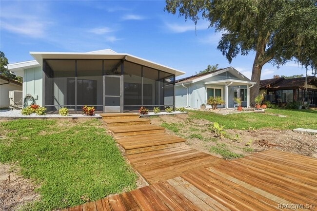 Building Photo - 11625 W Riverhaven Dr