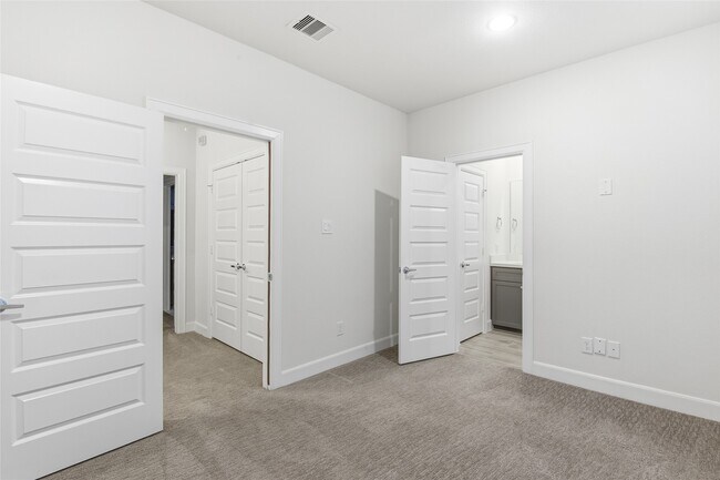 Building Photo - 2733 Eado Edge Ct