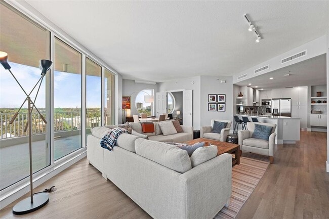 Building Photo - 1771 Ringling Blvd