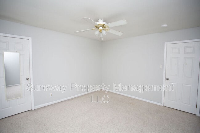 Building Photo - 50 Manchester Rd