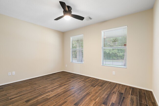 Building Photo - 26 S Vesper Bend Cir