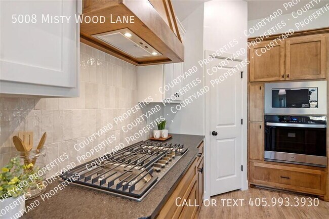 Building Photo - 5008 Misty Wood Ln