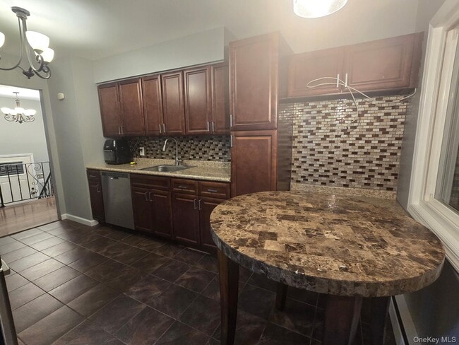 Building Photo - 3666 Illona Ln