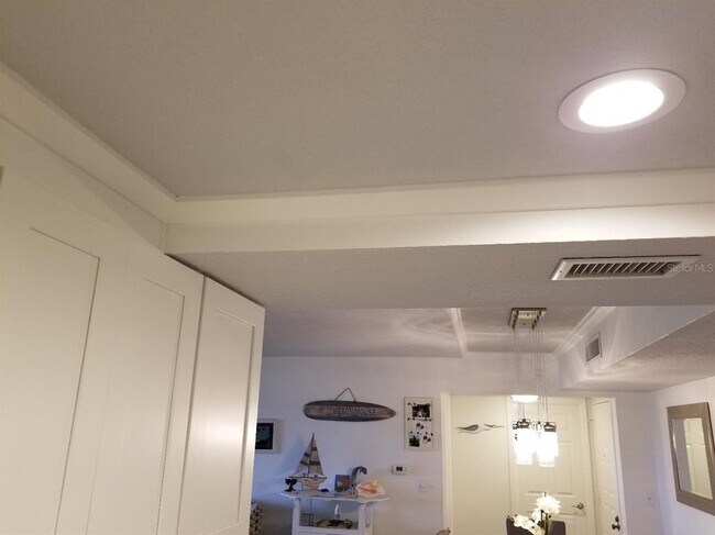 Building Photo - 2700 Bayshore Blvd