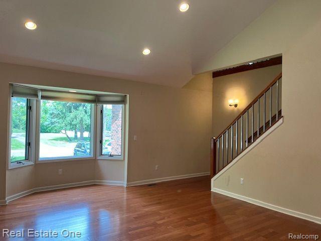 Building Photo - 3905 Newland Dr E