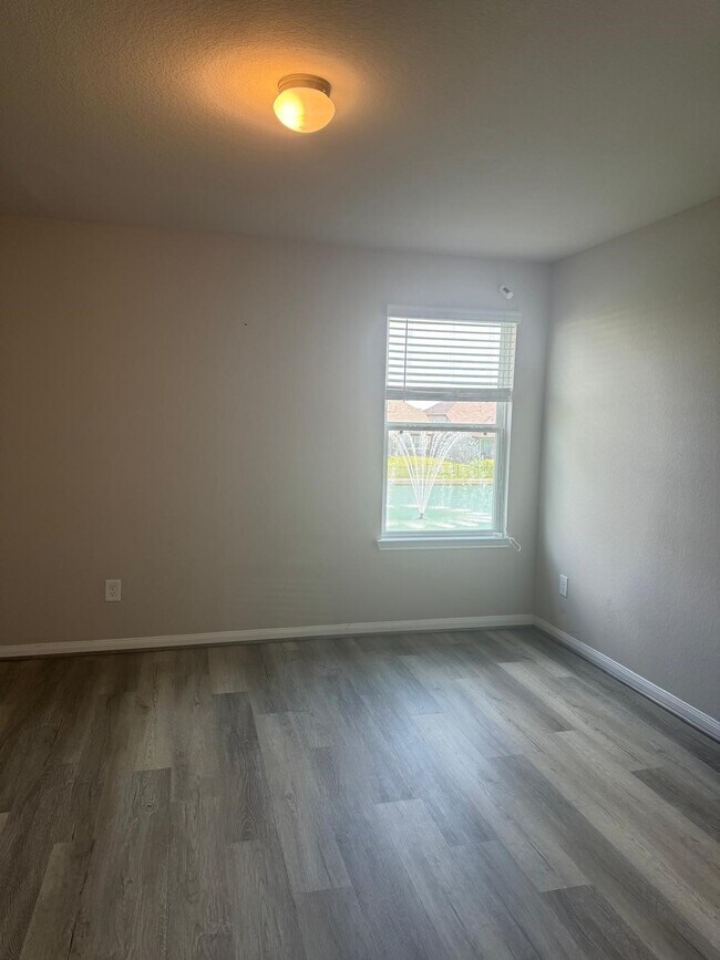 Building Photo - 24634 Bastiani Canvas Ln