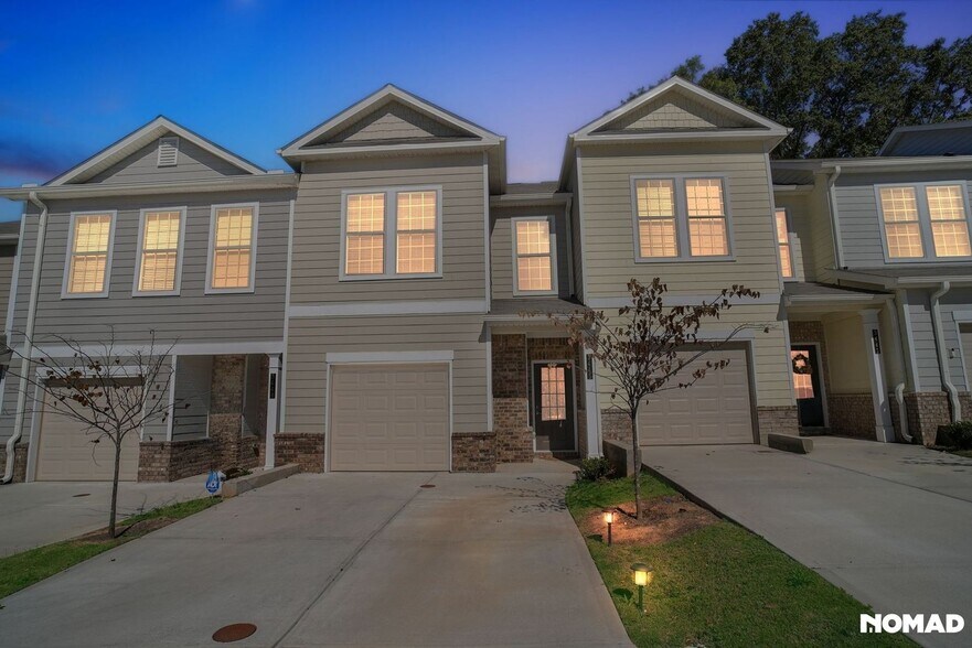 Building Photo - 3445 Sumersbe court