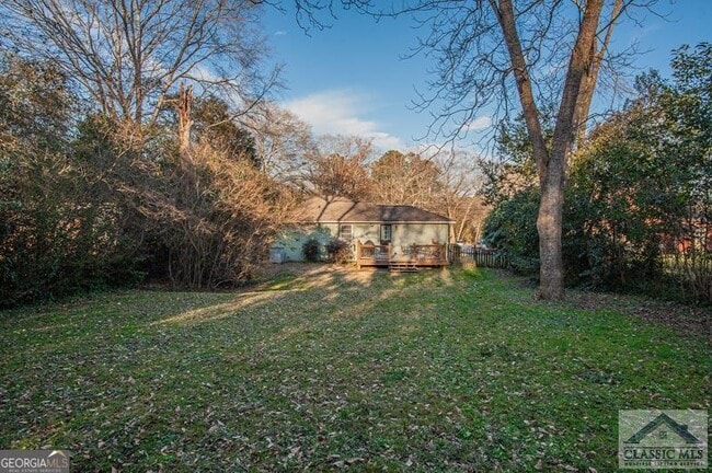 Building Photo - 129 Westover Dr