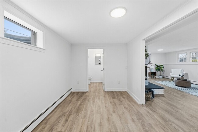 Building Photo - 38 Juniper Ln
