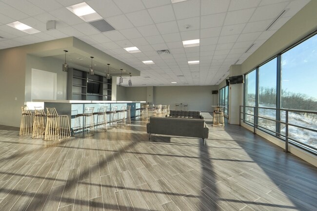 Building Photo - The Monarch At Ridge Hill