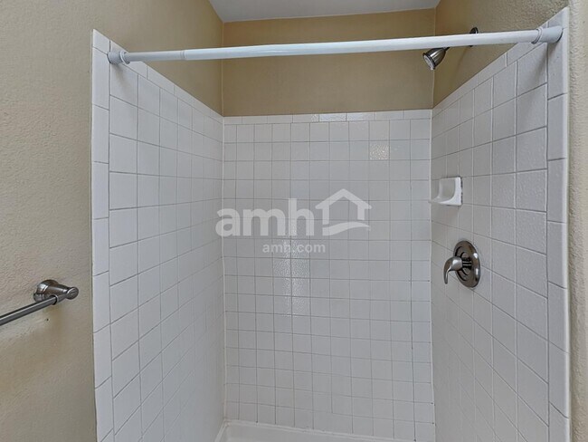 Building Photo - 4712 Sebring Dr