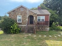 Building Photo - 1821 Remount Rd