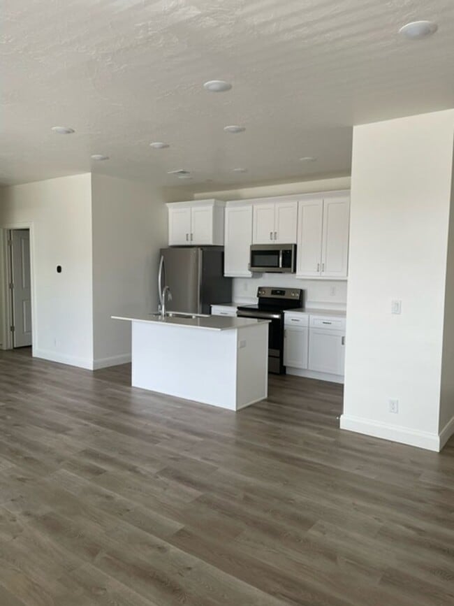 Primary Photo - Resort-Style Living | 3 Bedroom Home with ...