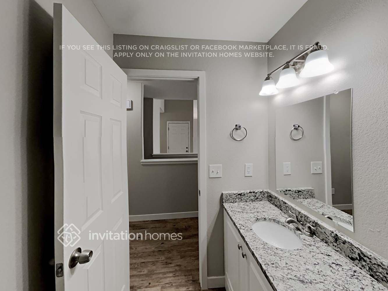 Building Photo - 3026 46th Ave