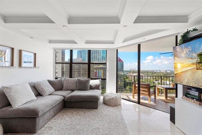 Building Photo - 1915 Brickell Ave