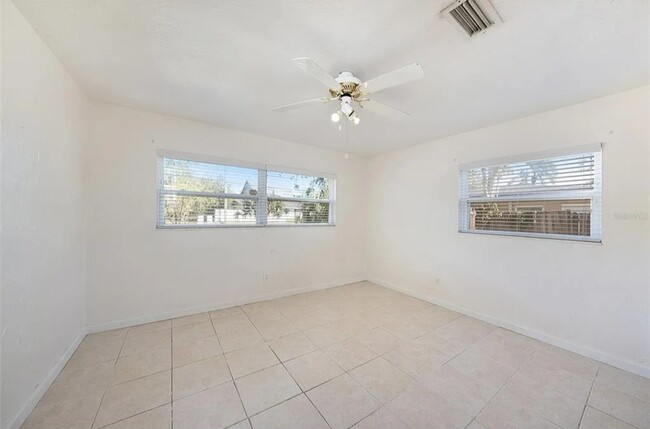 Building Photo - 1817 E 109th Ave