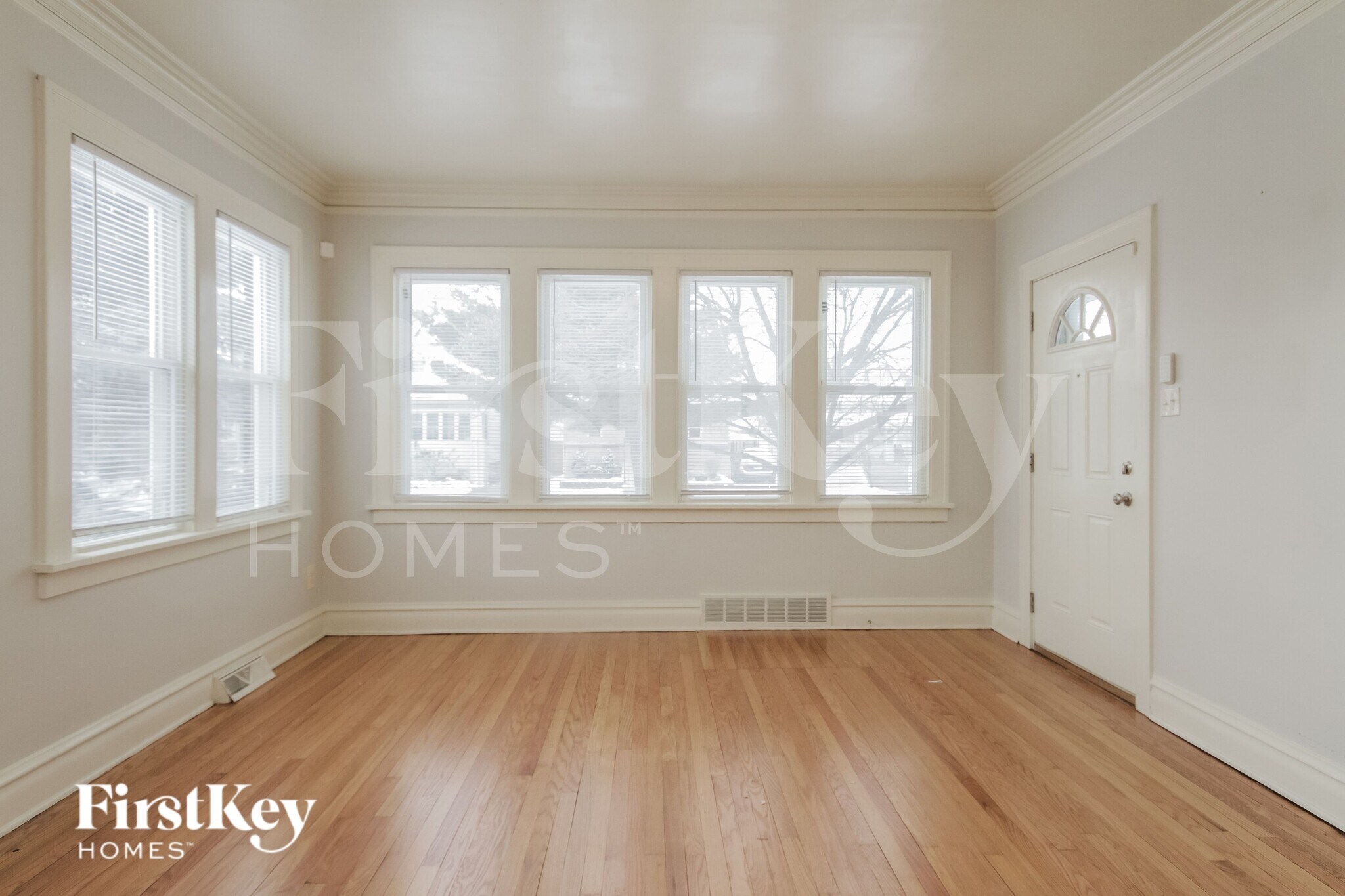 Building Photo - 649 Price Ave