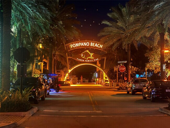 Building Photo - 1370 S Ocean Blvd