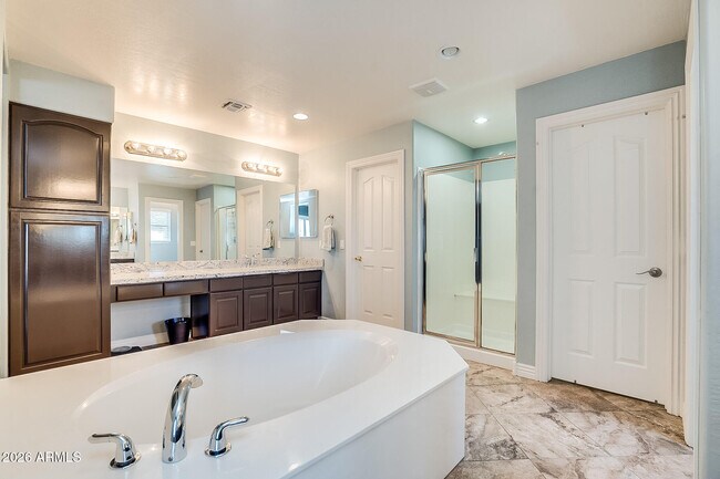 Building Photo - 7543 E Kael Cir