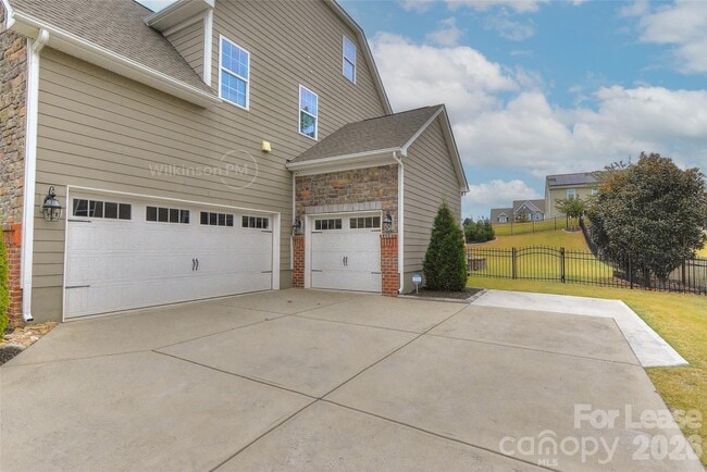 Building Photo - 16805 Alydar Commons Ln