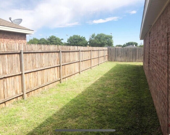 Building Photo - 6302 34th Pl