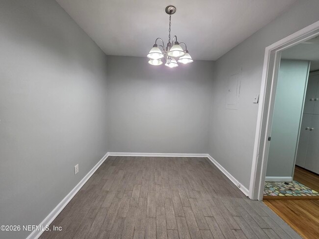 Building Photo - 1265 Donald St