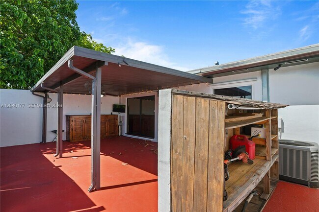 Building Photo - 5113 SW 138th Ave Cir