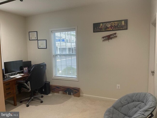 Building Photo - 43010 Paris Gap Square