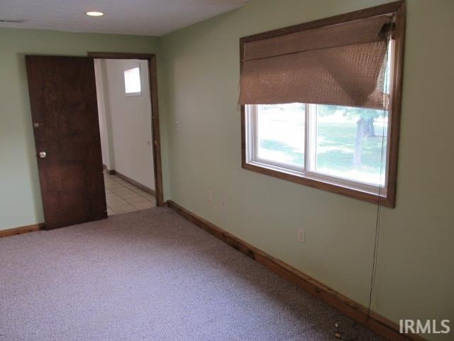 Building Photo - 521 W Kirkwood Ave