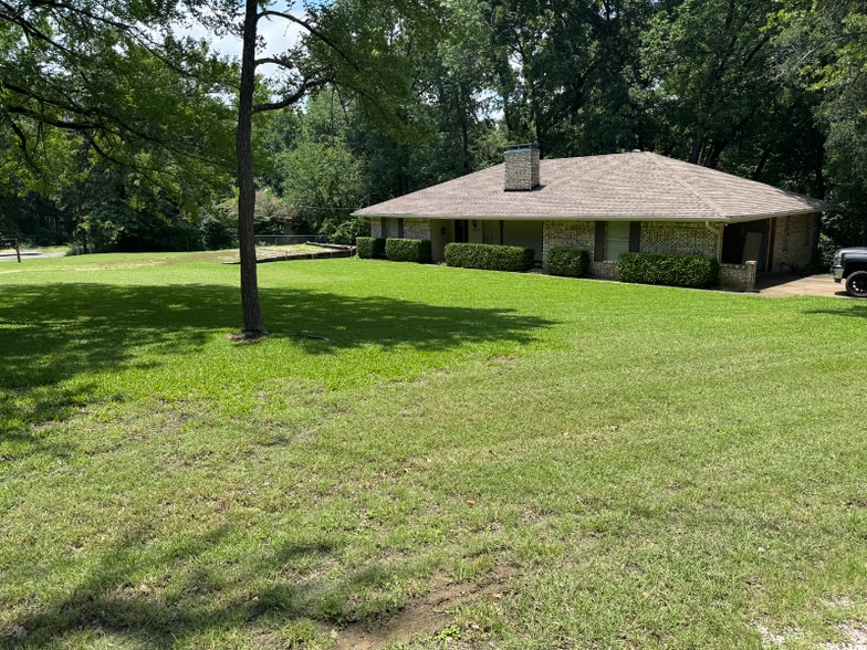 Building Photo - 15712 Top Ct