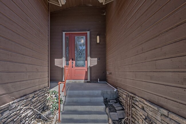 Building Photo - Beautiful Single-Story Home for Rent in Al...