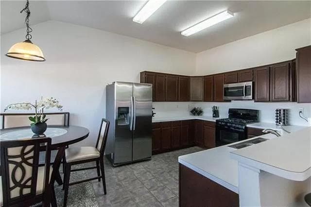Building Photo - 2502 Chesapeake Ct