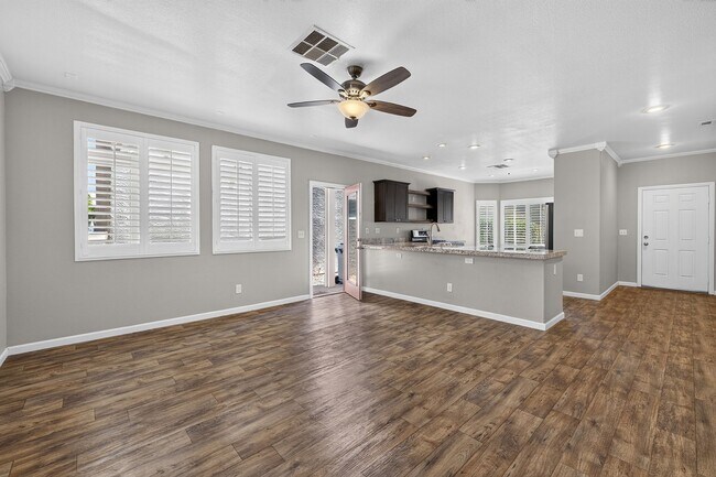 Building Photo - 6777 Wormwood Ln