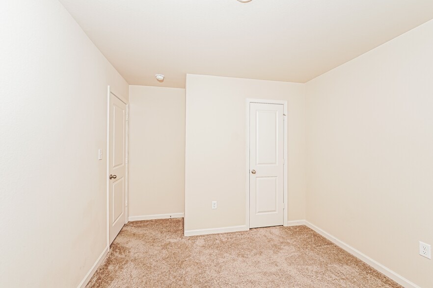 Building Photo - 8053 Hagood St