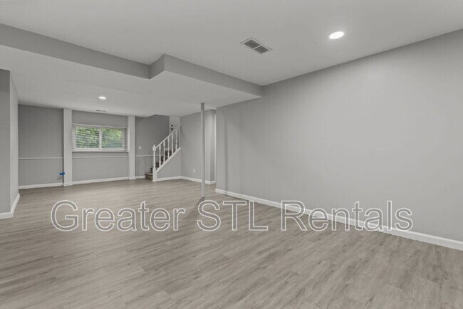 Building Photo - 4153 McClay Rd