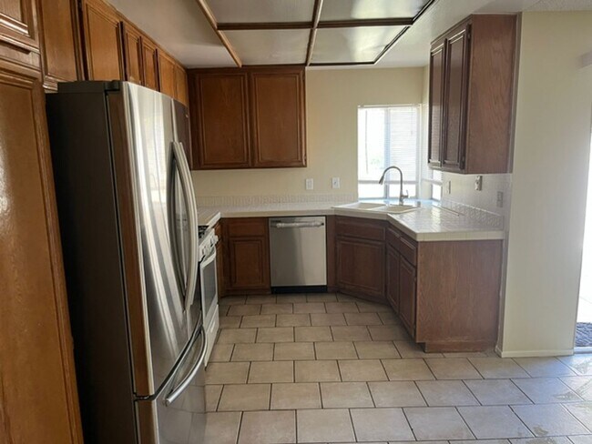 Building Photo - 15377 Bambi Ct