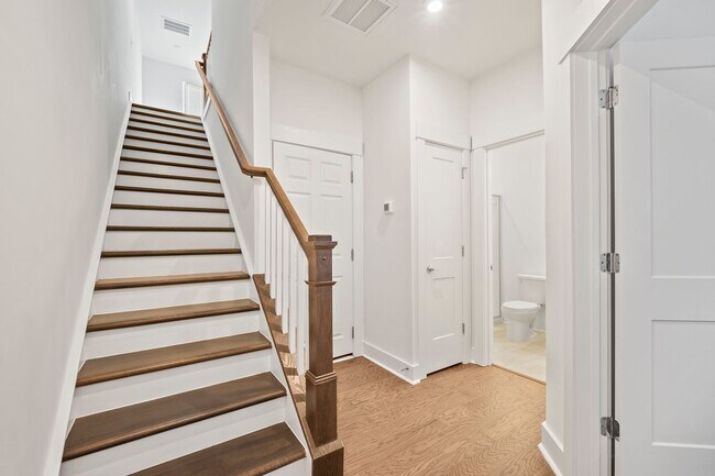 Building Photo - Prime Briar Creek Location – 3BR Townhome ...