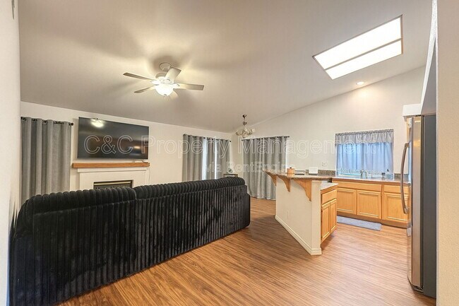 Building Photo - 12555 Caballero Ct